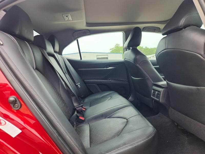2018 TOYOTA CAMRY XSE 10