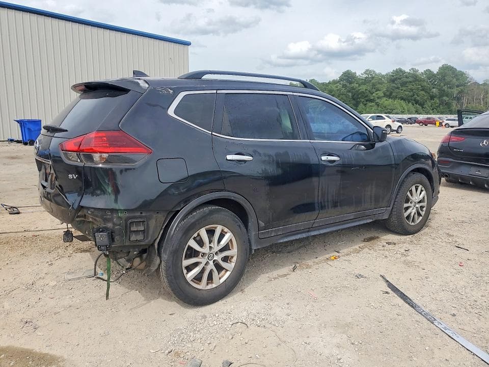 2018 NISSAN ROGUE SV 3