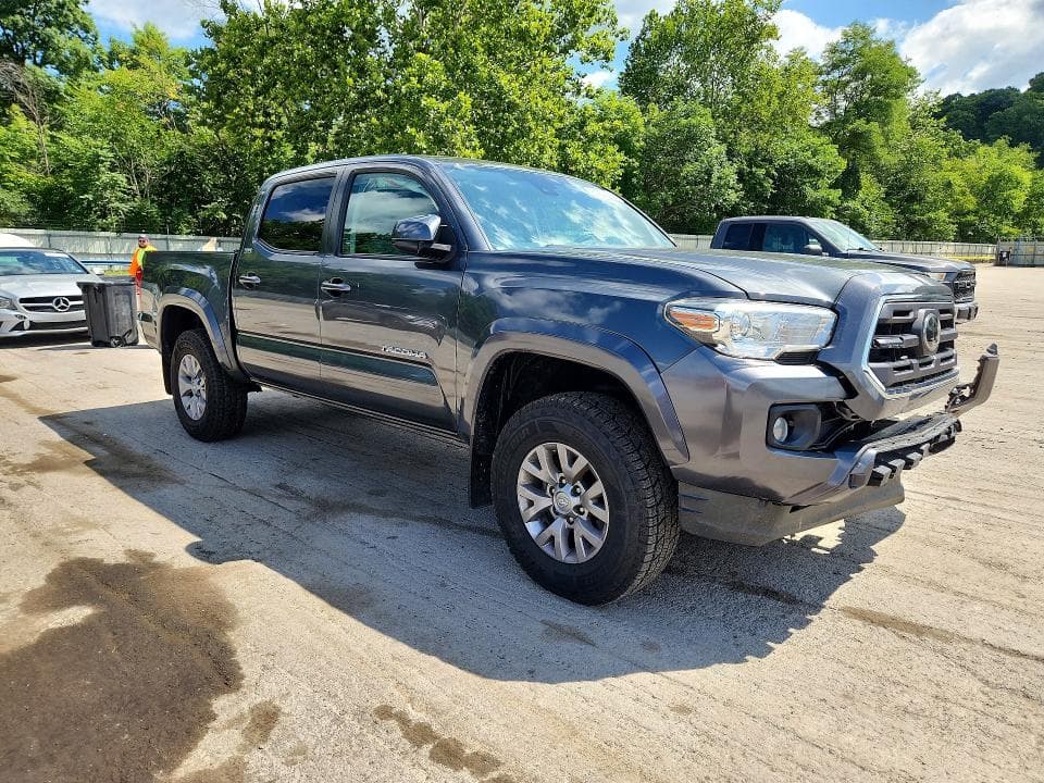 2019 TOYOTA TACOMA SR5 V6 4