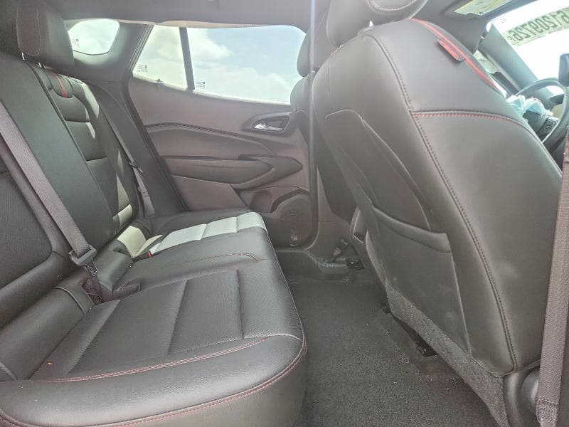 2025 CHEVROLET TRAX 2RS 11