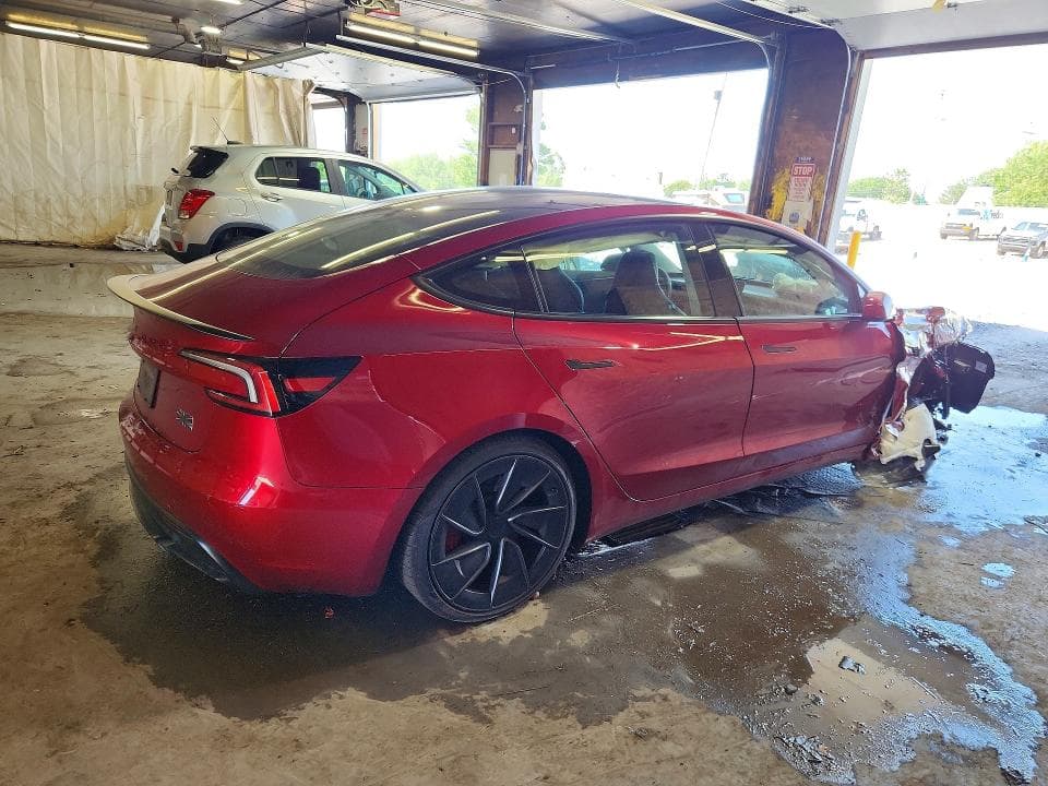 2026 TESLA MODEL 3 3