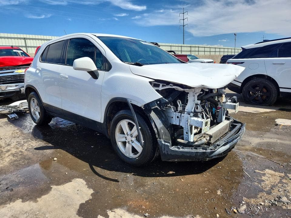 2020 CHEVROLET TRAX LS 4