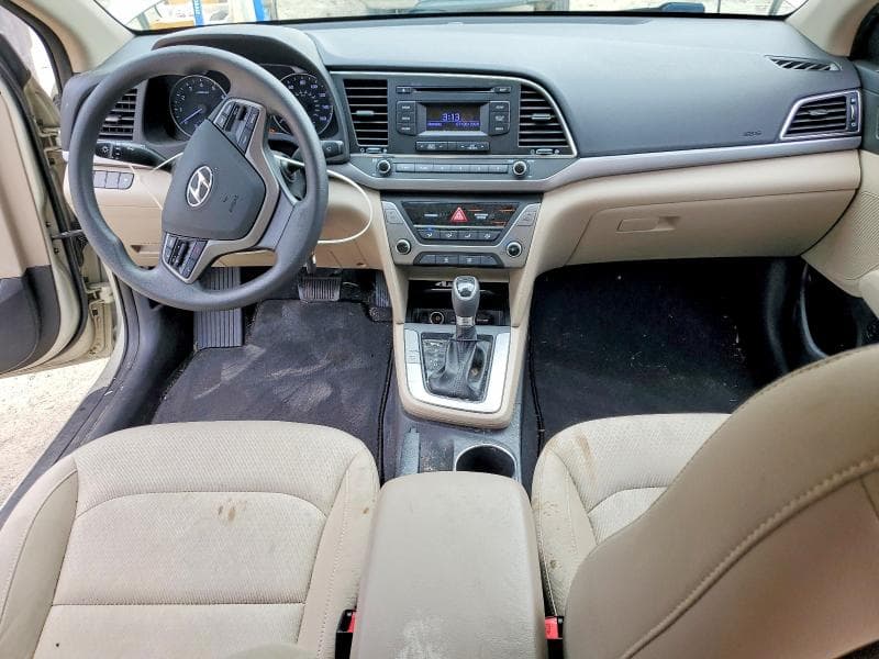 2017 HYUNDAI ELANTRA SE 8