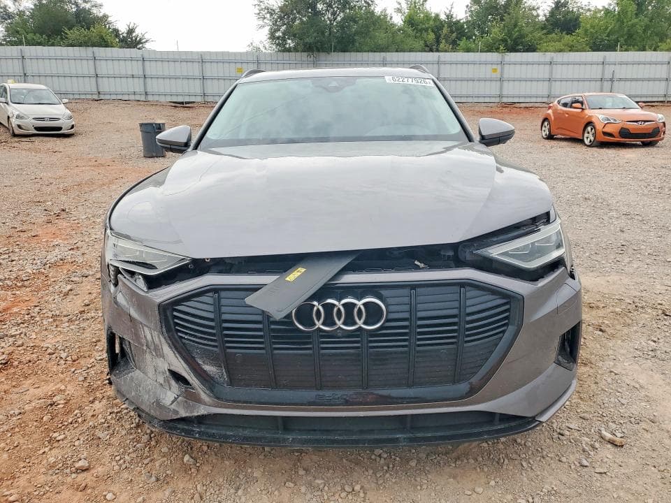 2022 AUDI E-TRON PREMIUM 5