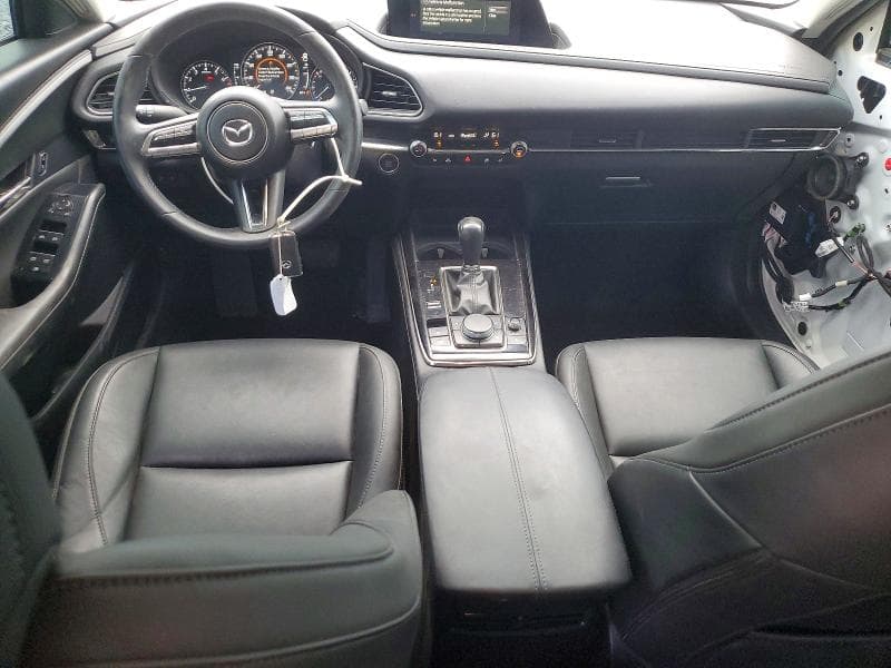 2022 MAZDA CX-30 8