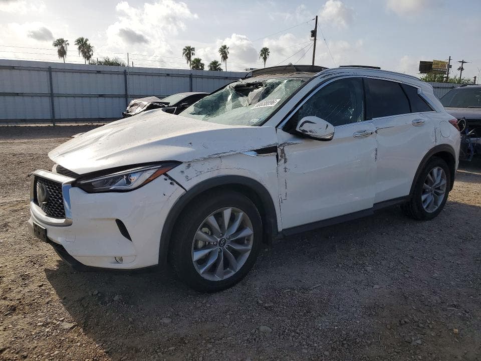 2022 INFINITI QX50 LUXE