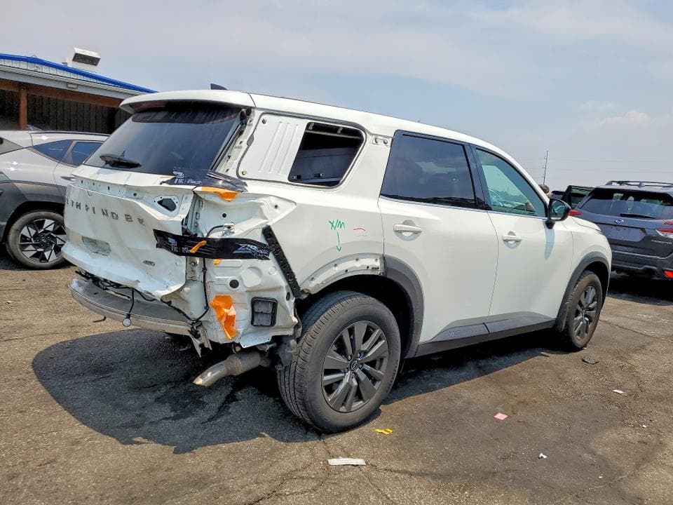 2024 NISSAN PATHFINDER S 3