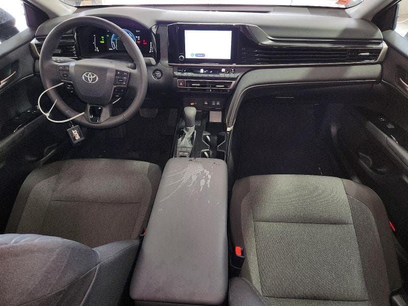2026 TOYOTA CAMRY LE 8