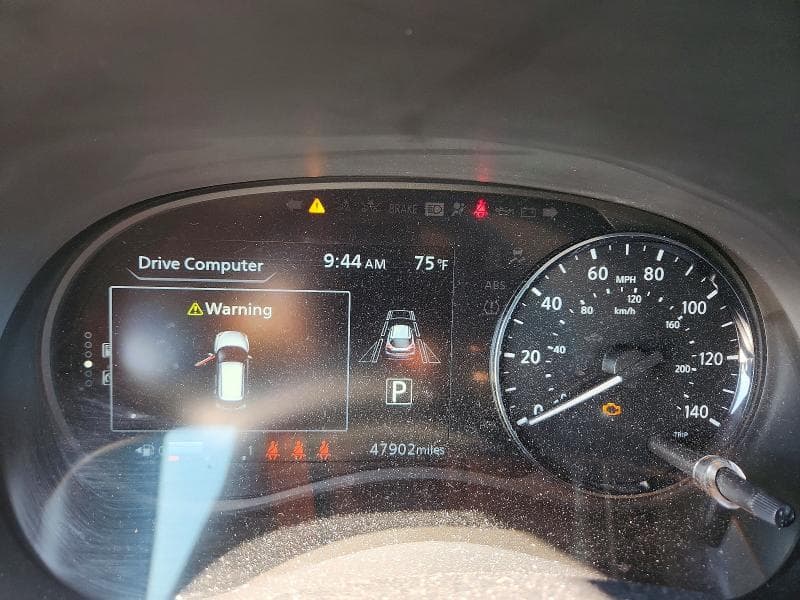 2023 NISSAN KICKS SR 9