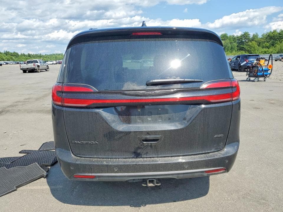 2024 CHRYSLER PACIFICA TOURING L 6