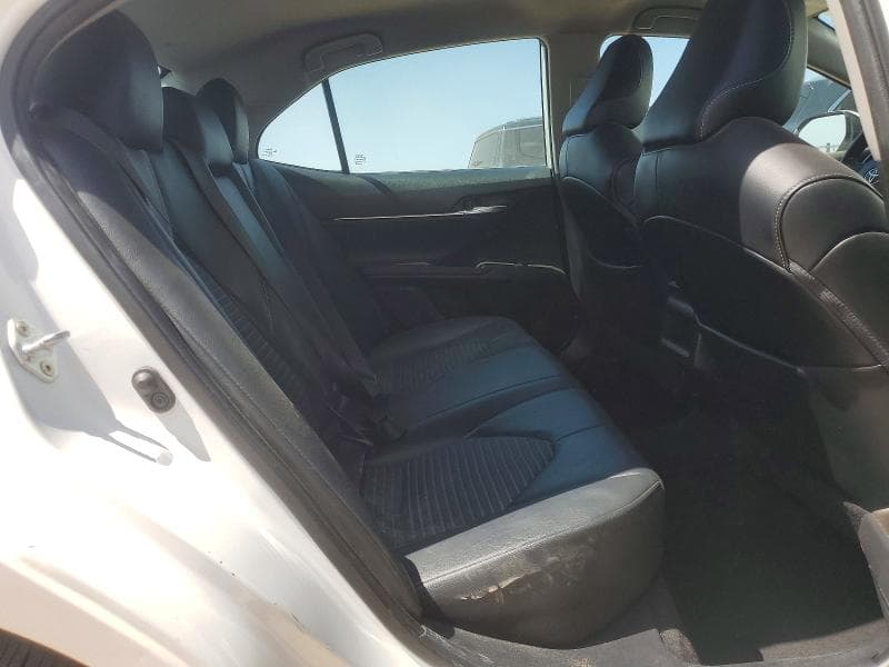 2021 TOYOTA CAMRY SE 10