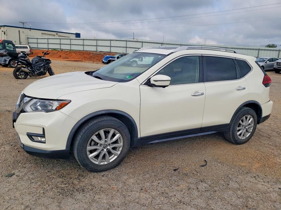 2018 NISSAN ROGUE SV - 1