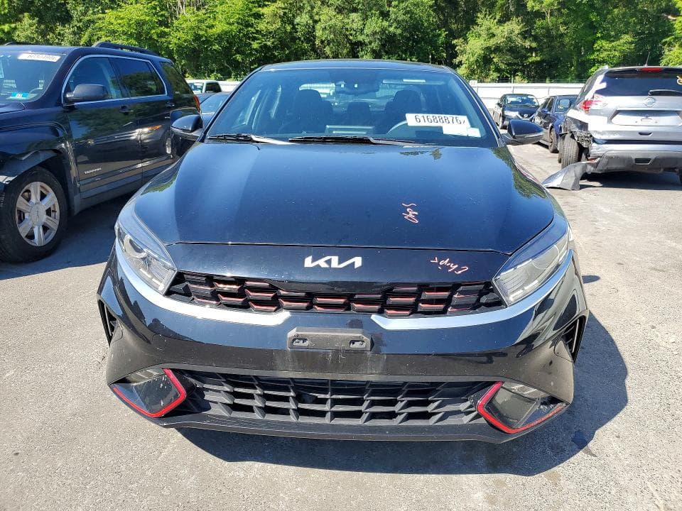 2023 KIA FORTE GT LINE 5