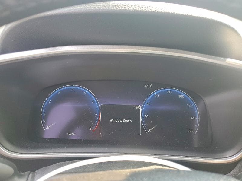 2026 TOYOTA COROLLA CROSS XLE 9