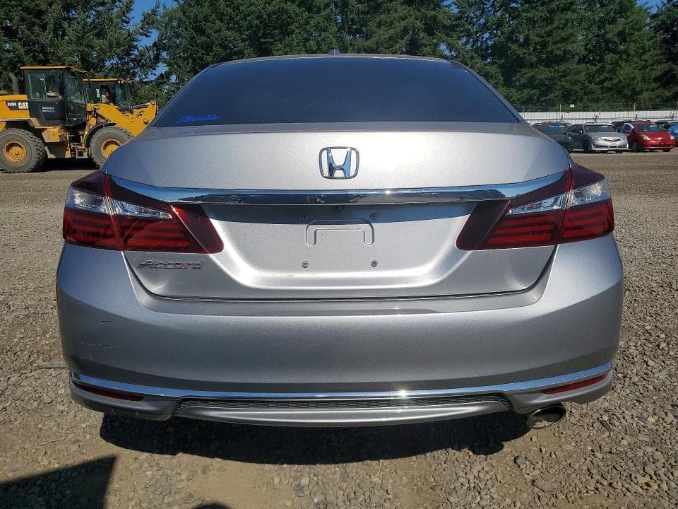 2017 HONDA ACCORD EX 6