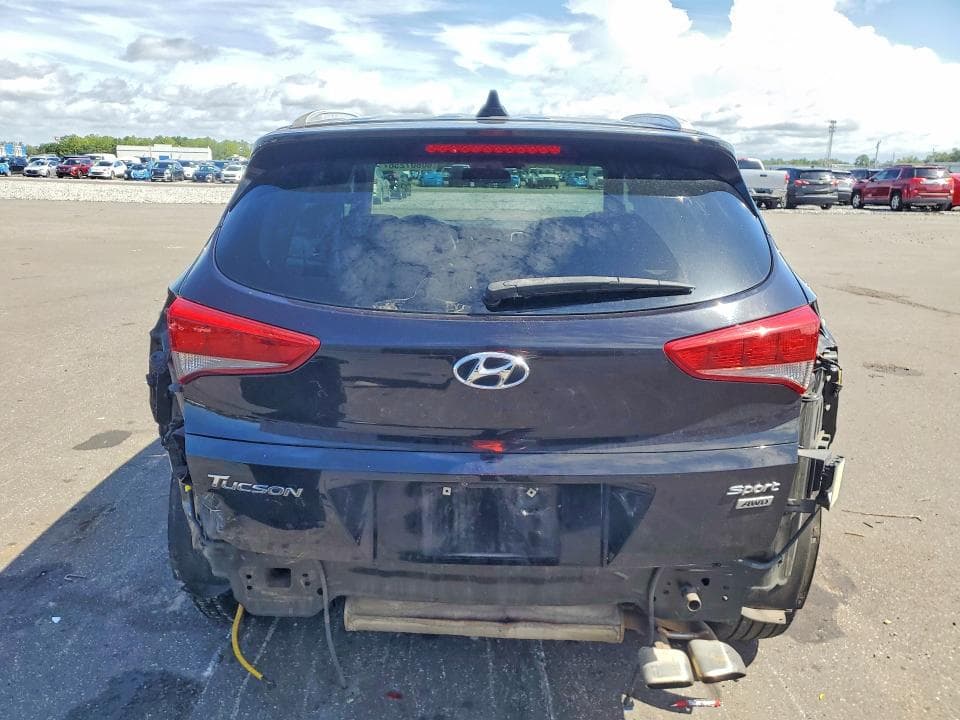 2018 HYUNDAI TUCSON SPORT 6