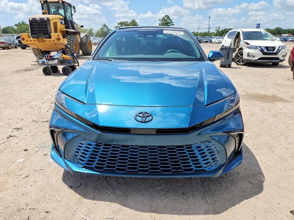 2025 TOYOTA CAMRY XSE 5