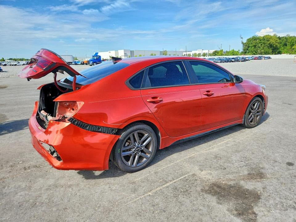 2021 KIA FORTE GT LINE 3