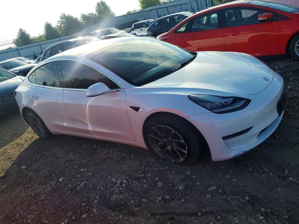 2019 TESLA MODEL 3 4