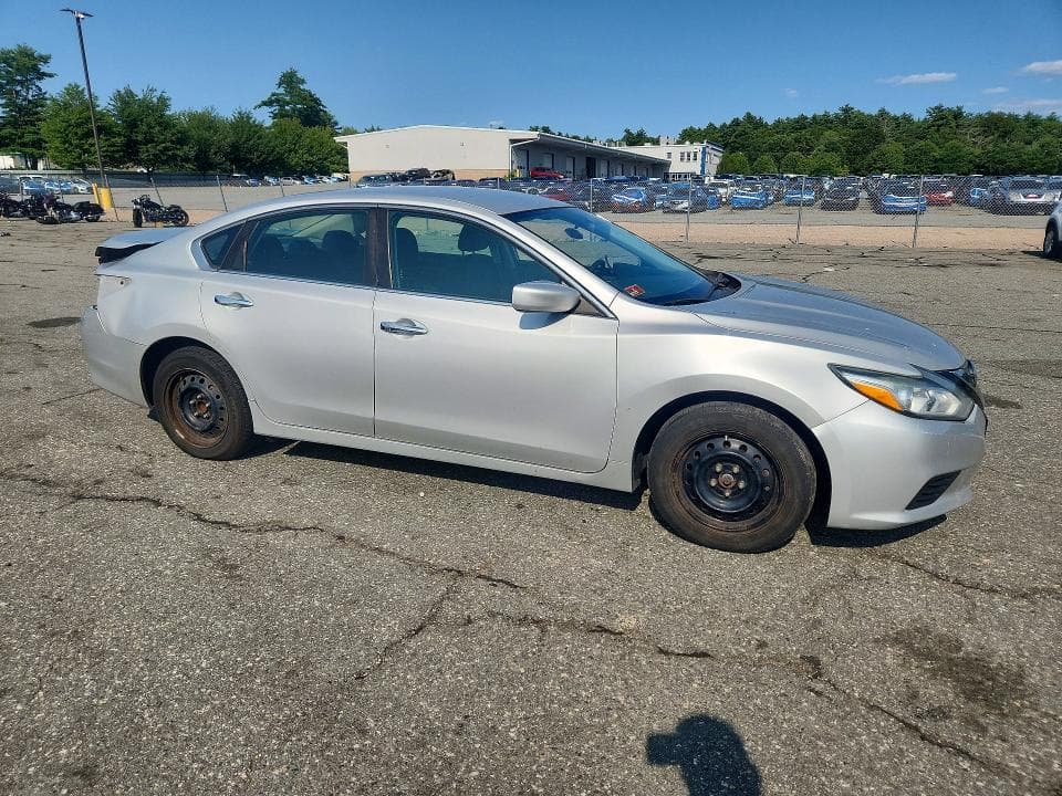 2017 NISSAN ALTIMA 4