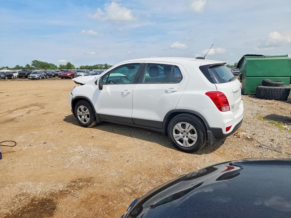 2019 CHEVROLET TRAX LS 2