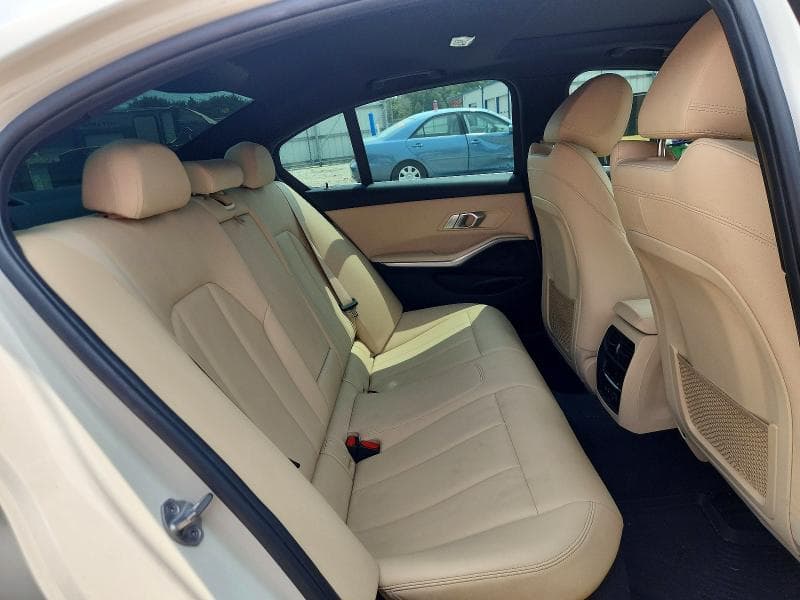 2019 BMW 330XI 10