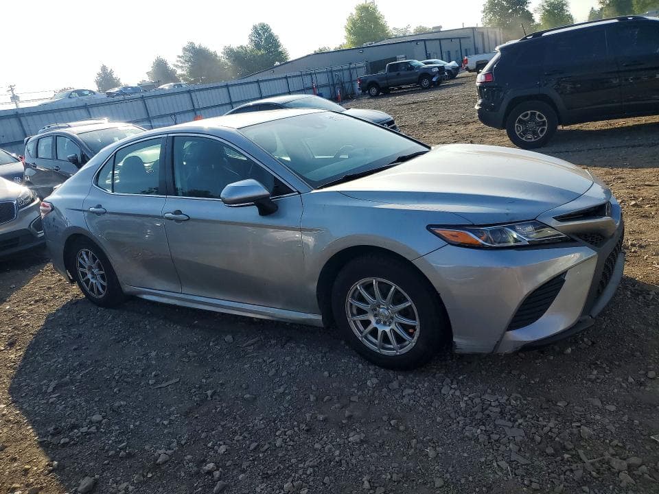 2020 TOYOTA CAMRY 4