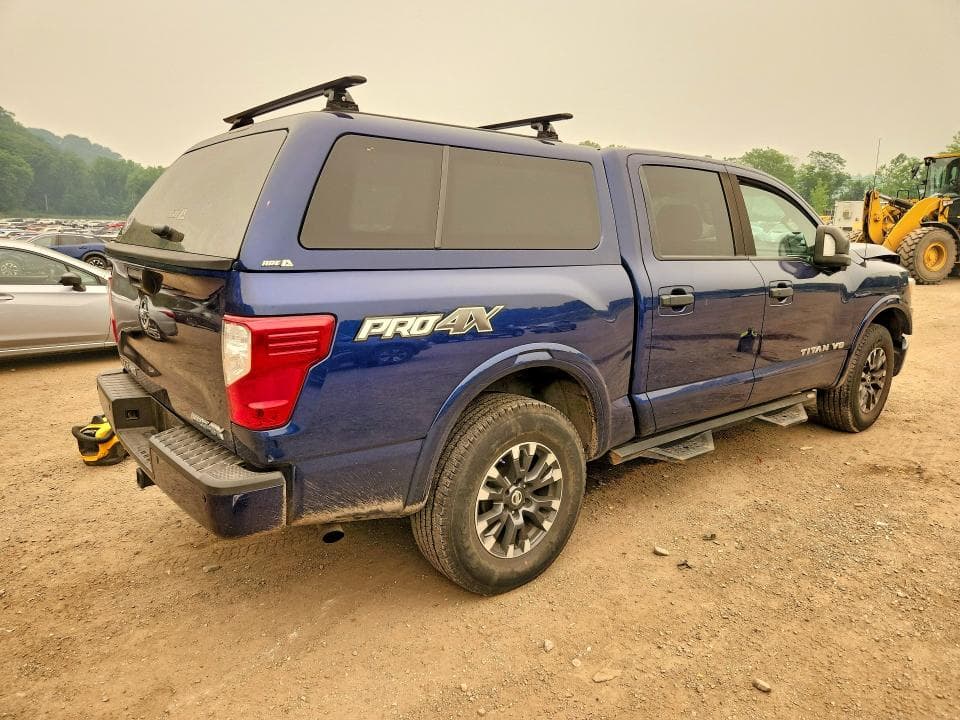 2019 NISSAN TITAN PRO-4X 3