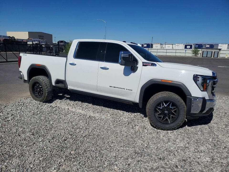 2024 GMC SIERRA K2500 SLT 4