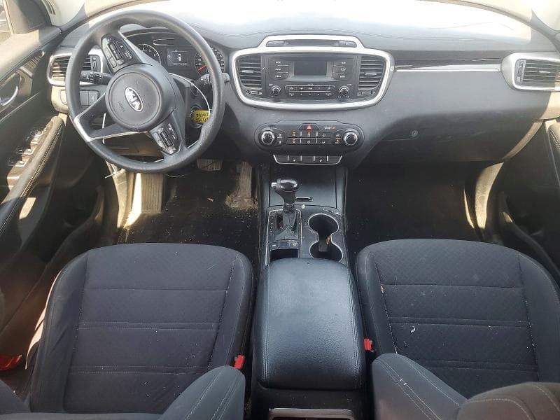 2017 KIA SORENTO L 8