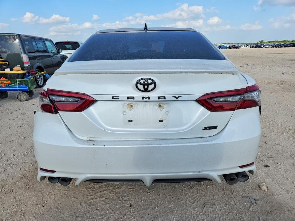 2022 TOYOTA CAMRY XSE 6