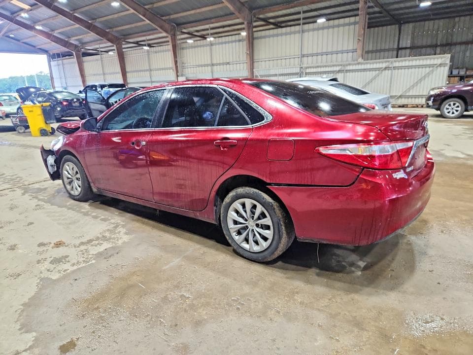 2017 TOYOTA CAMRY LE 2