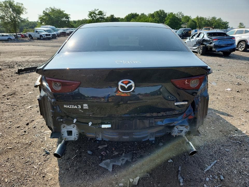 2021 MAZDA 3 SELECT 6