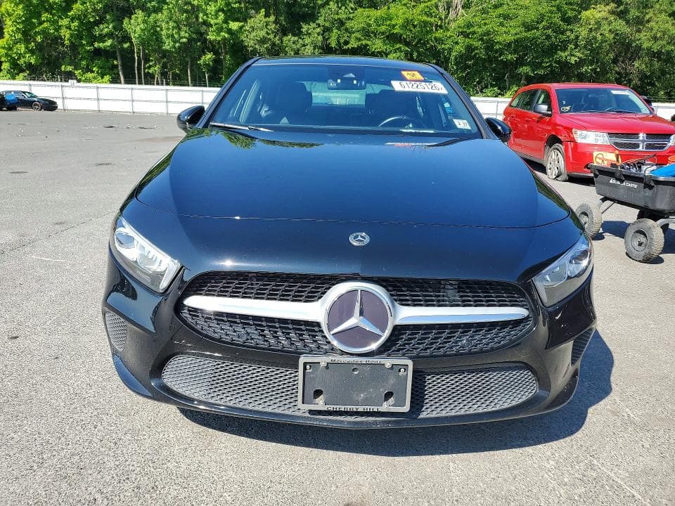 2022 MERCEDES-BENZ A 220 4MATIC 5