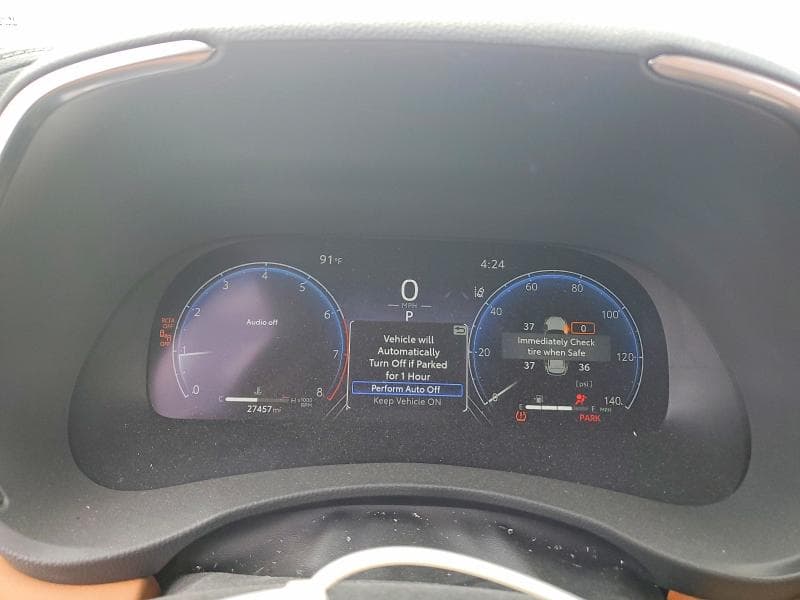 2024 TOYOTA HIGHLANDER PLATINUM 9