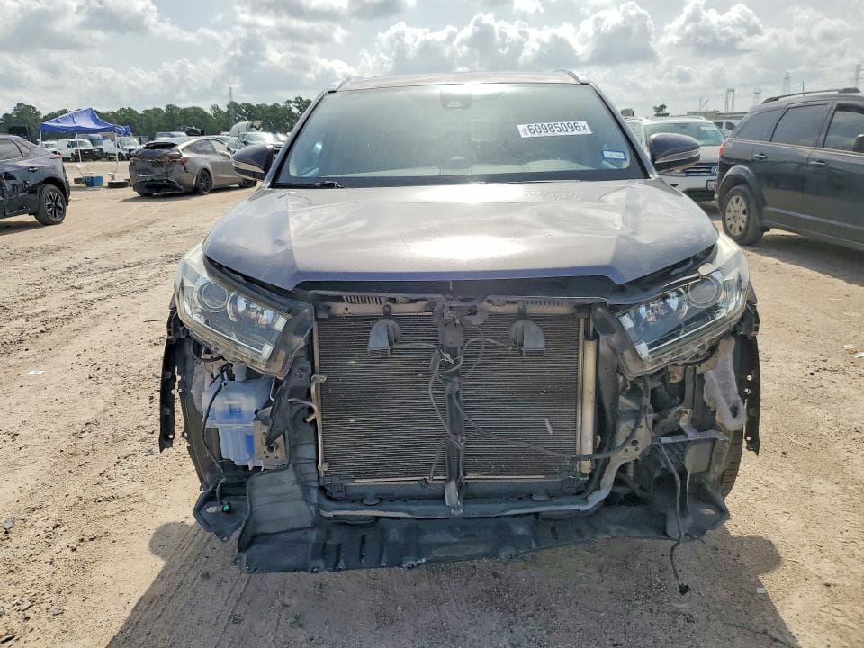 2018 TOYOTA HIGHLANDER LIMITED 5