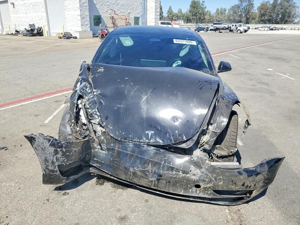2023 TESLA MODEL 3 5