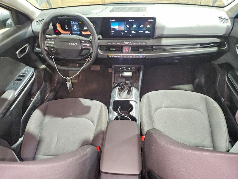 2025 KIA K4 LXS 8