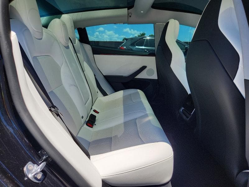 2026 TESLA MODEL 3 10