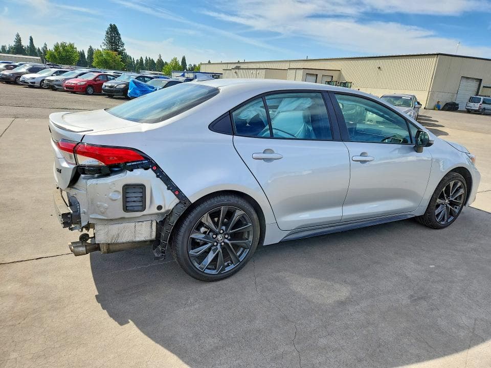 2025 TOYOTA COROLLA SE 3