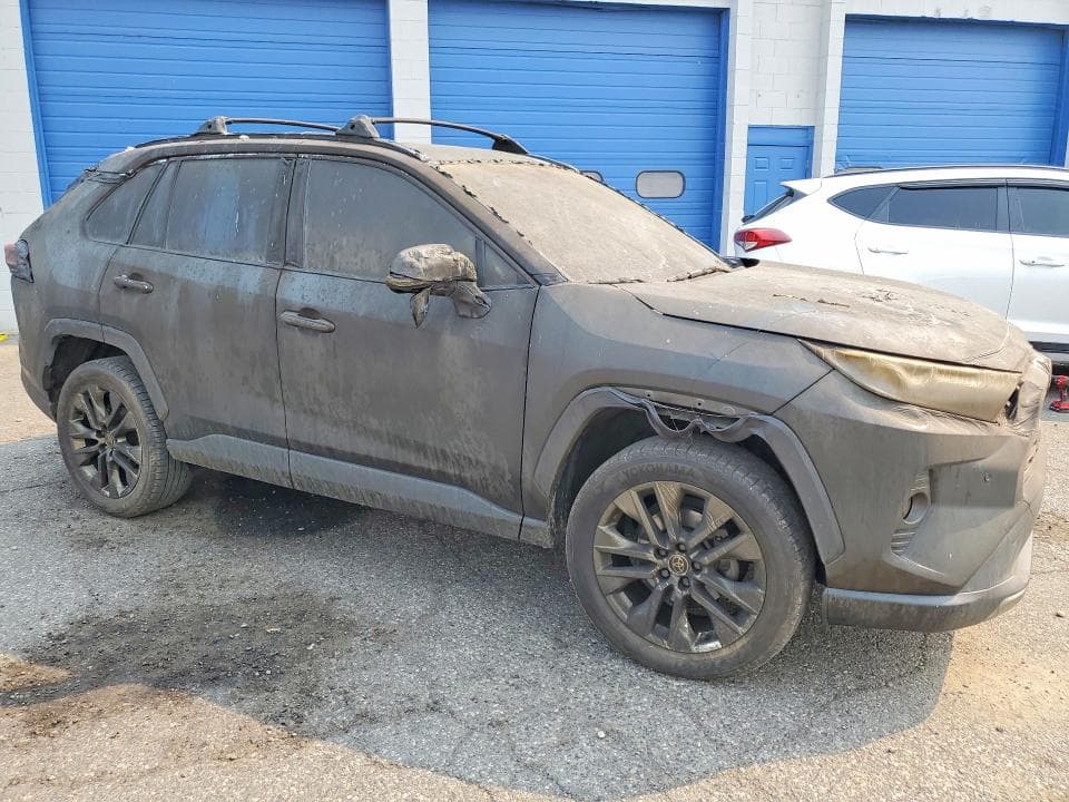 2020 TOYOTA RAV4 LIMITED 4