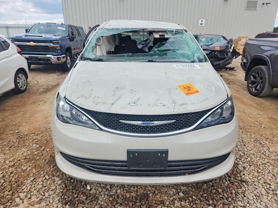 2017 CHRYSLER PACIFICA TOURING 5