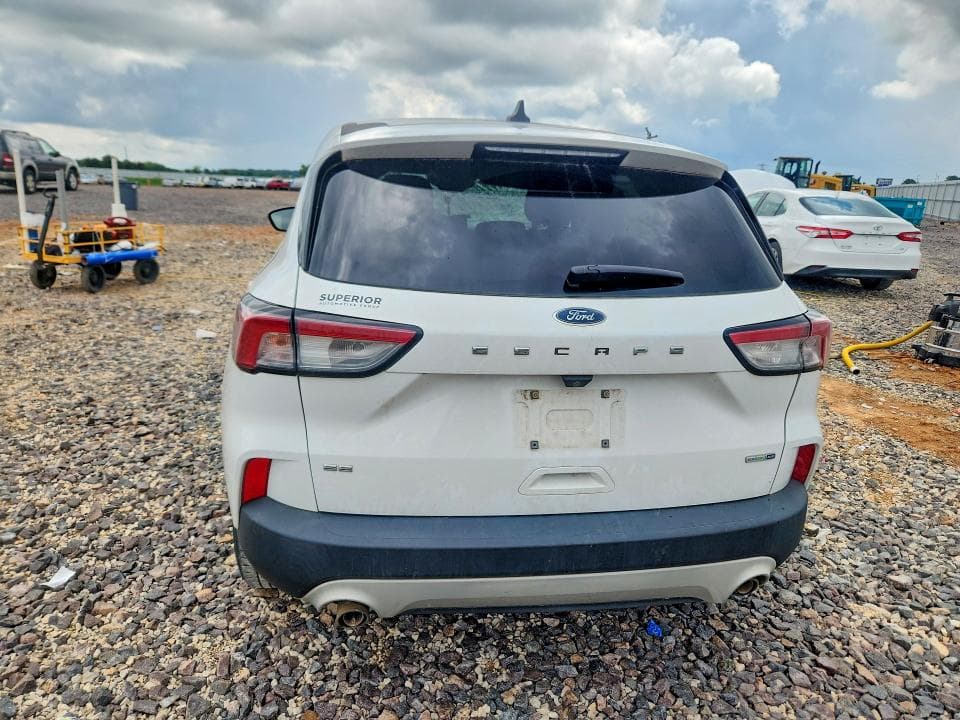 2020 FORD ESCAPE SE 6