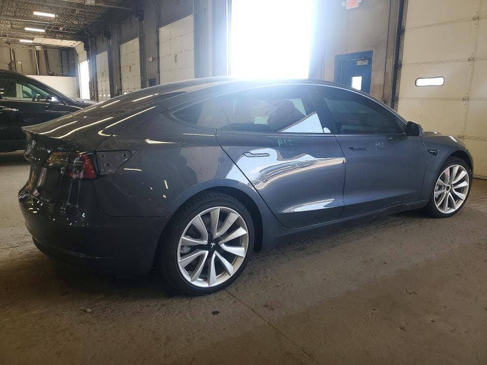 2018 TESLA MODEL 3 3