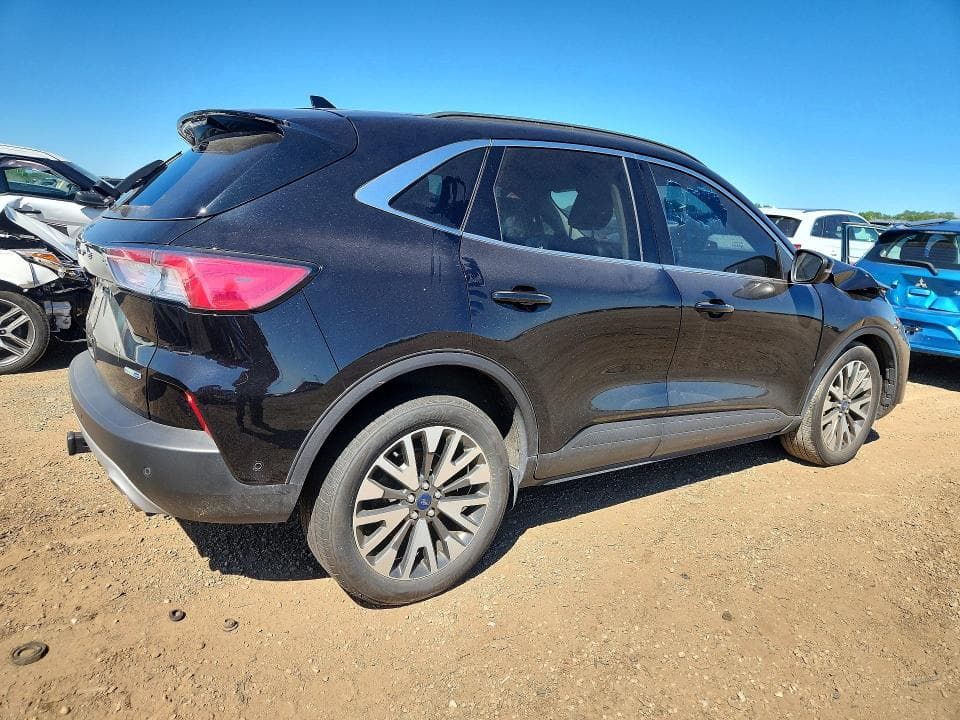 2020 FORD ESCAPE TITANIUM 3