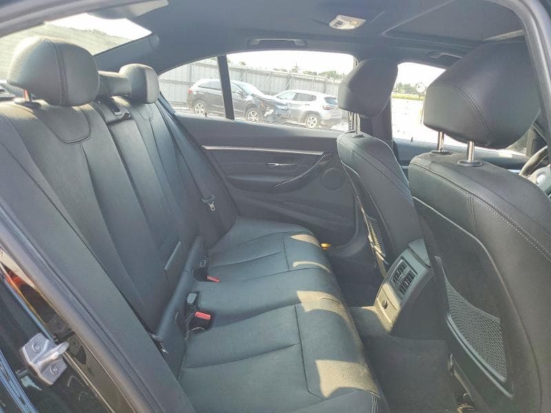 2018 BMW 330 I 10