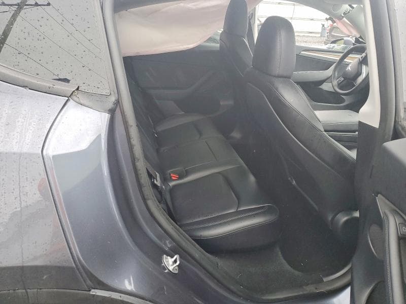 2023 TESLA MODEL Y 10