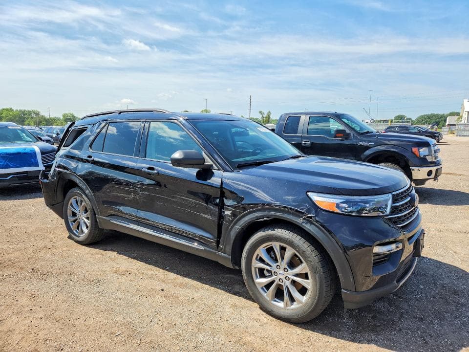 2023 FORD EXPLORER XLT 4