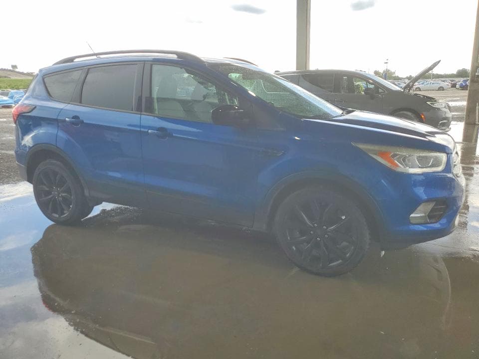 2019 FORD ESCAPE SE 4