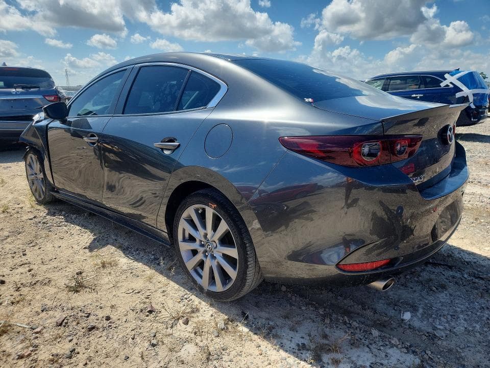2024 MAZDA 3 PREFERRED 2